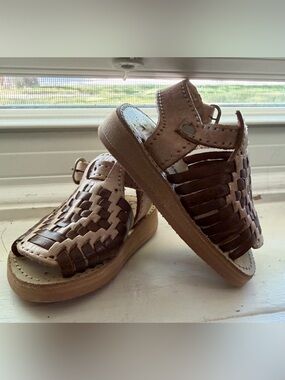 Kids Two-Tone Brown Woven Leather Fisherman Sandals